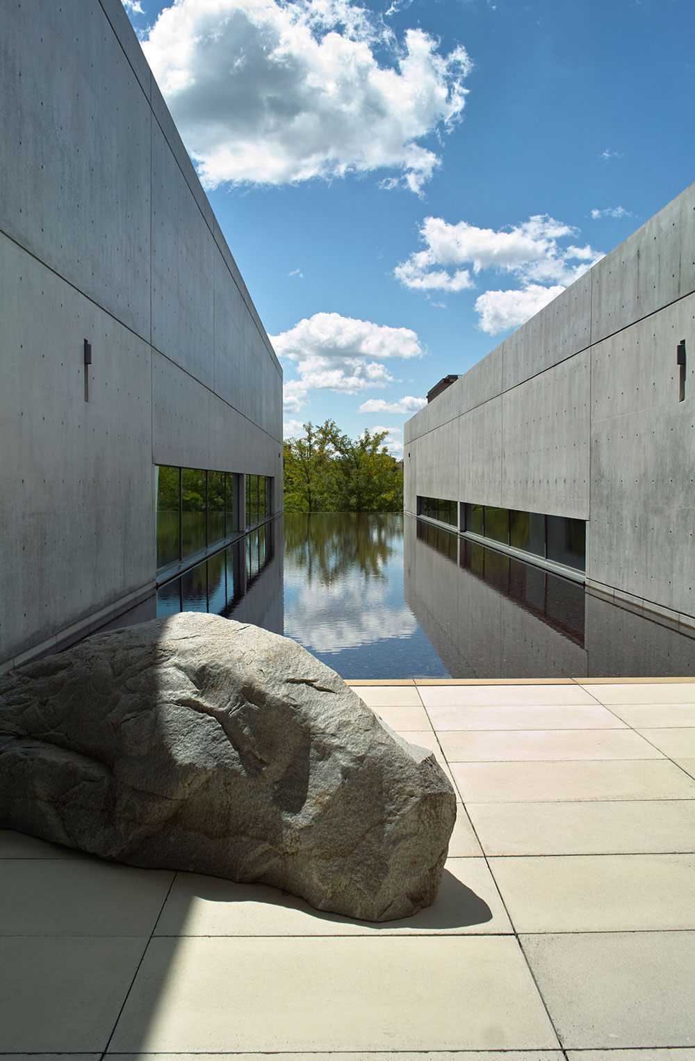 Reflecting pool at the Pulitzer Foundation for the Arts by Tadao Ando, St. Louis.