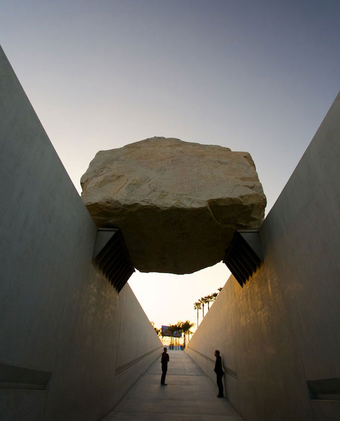 he Levitated Mass at Los Angeles County Museum of Art